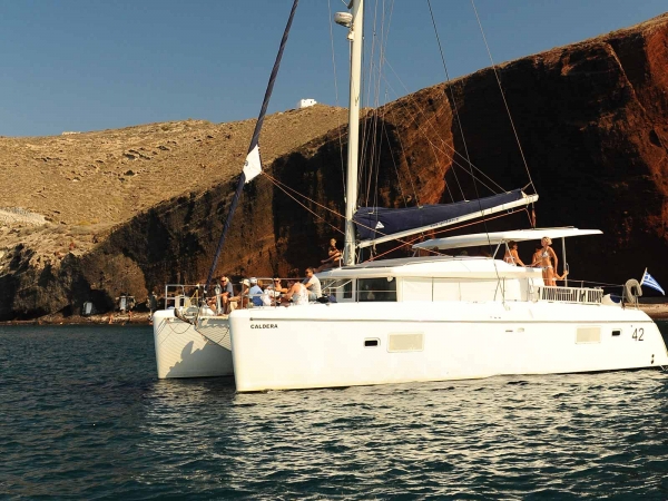 Catamaran Daytime Semi-Private Classic Cruise